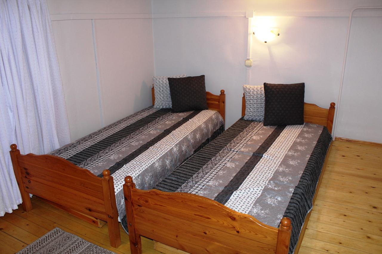 Belvarosi Vintage Apartman A Setaloutcan Miskolc Exterior photo